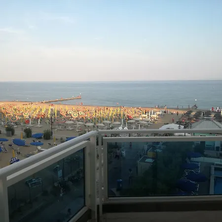 Hotel Heron