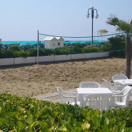 Heron Hotel