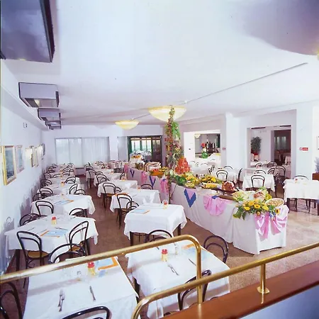 Heron Hotel 3*