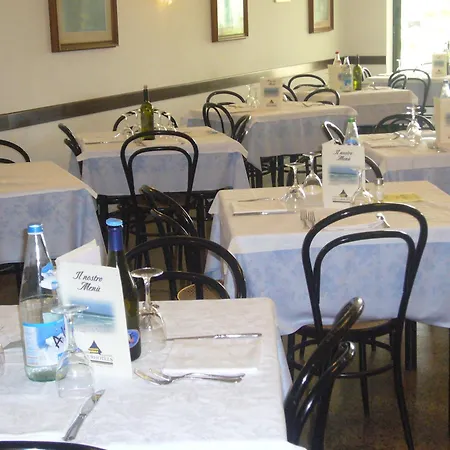 Heron Hotel 3*